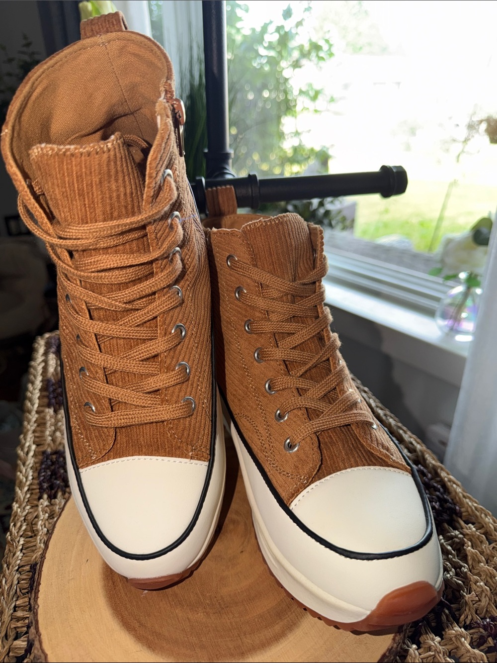 Mi.iM Jamie Camel Corduroy High Top Platform Sneakers Women’s 8.5